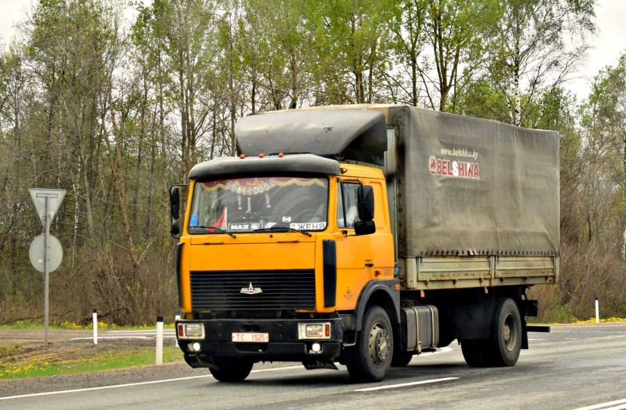 МАЗ 5763