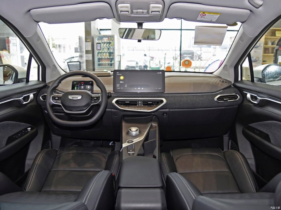 Хэтчбек Geely Geometry