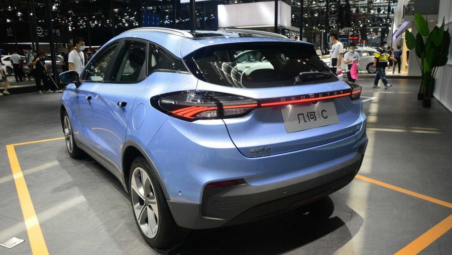 Электромобиль Geely Geometry