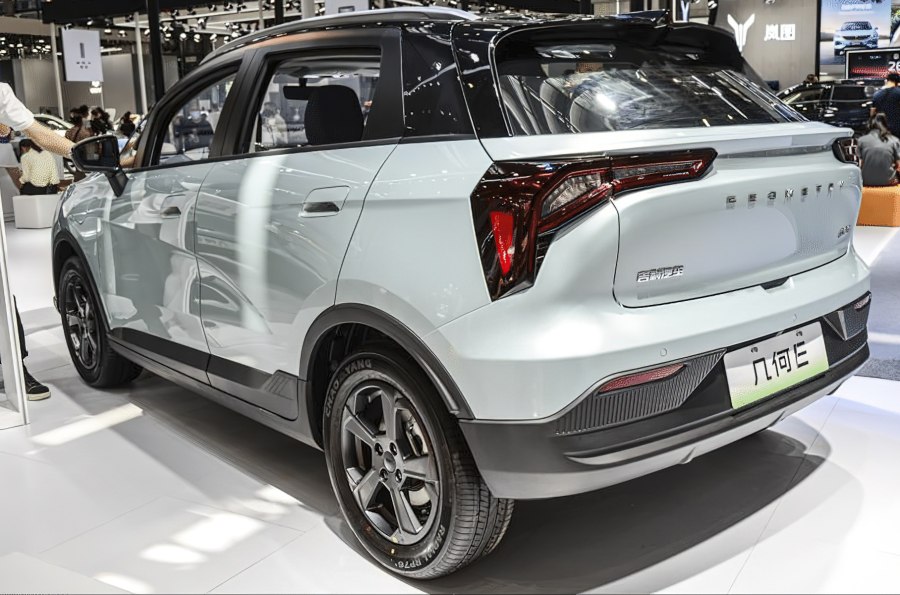 Geely Geometry e 2023