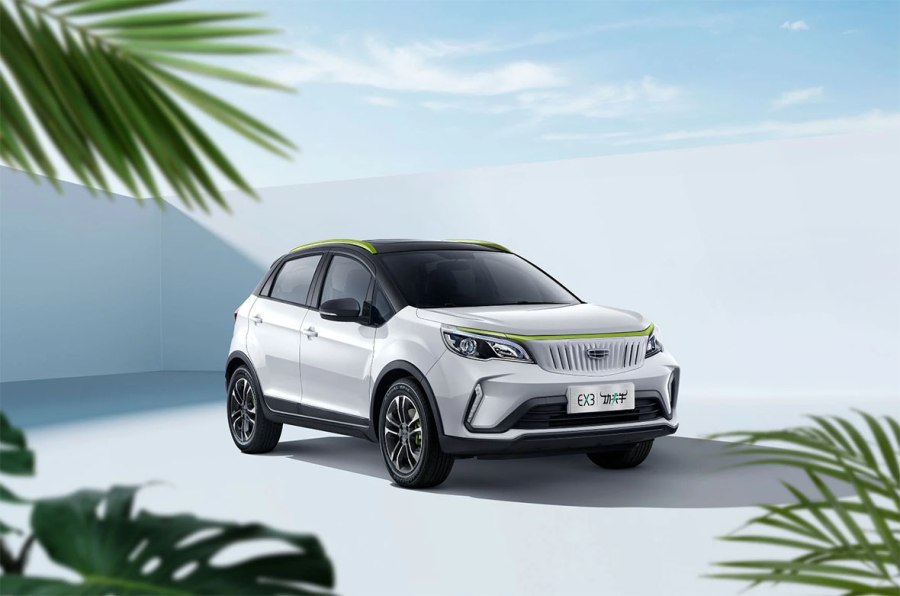 Электромобиль Geely Geometry