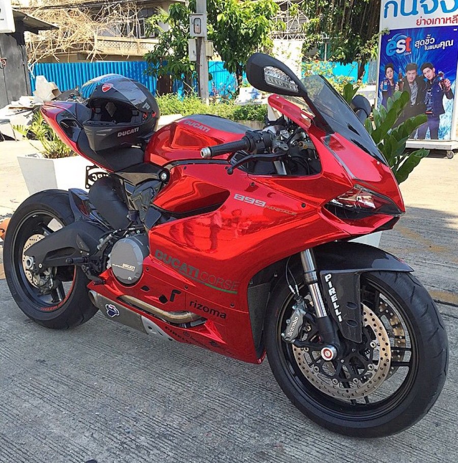 Ducati красный матовый