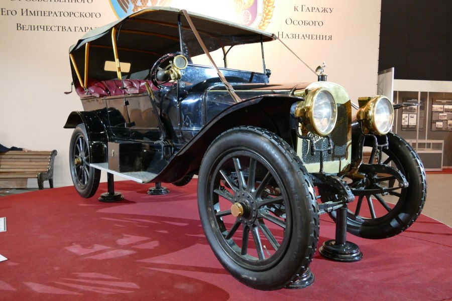 Автомобиль Руссо-Балт 1909