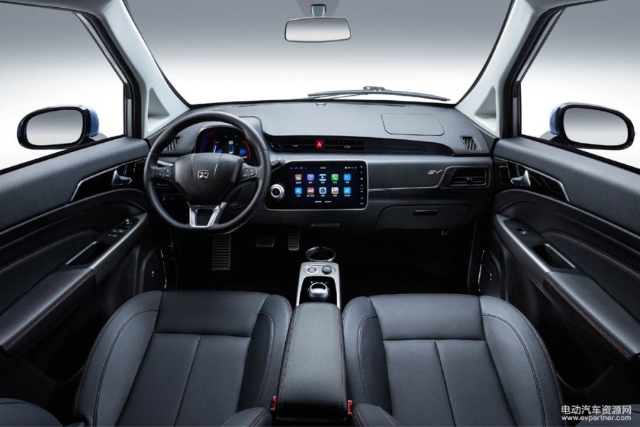 Электромобиль Zotye e200