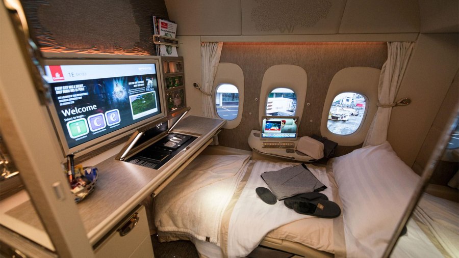 Первый класс Боинг 777 Эмирейтс