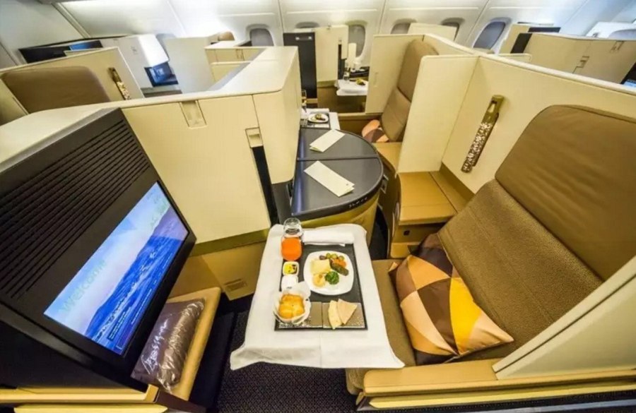 Авиакомпания Этихад Аэробус а380