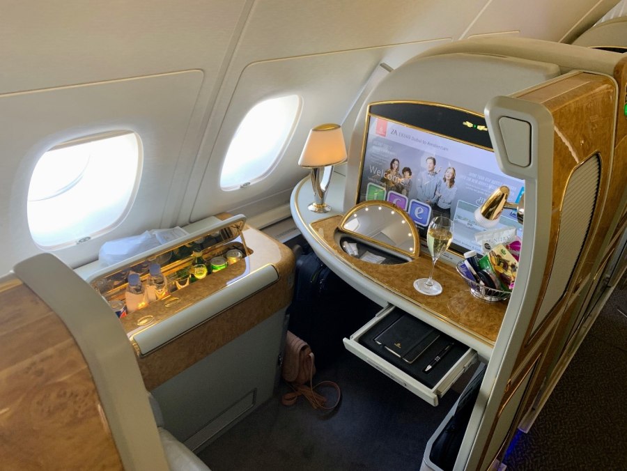 Первый класс Emirates a380