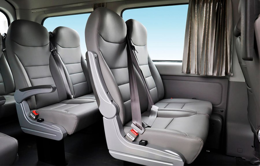 JAC Sunray 8+1