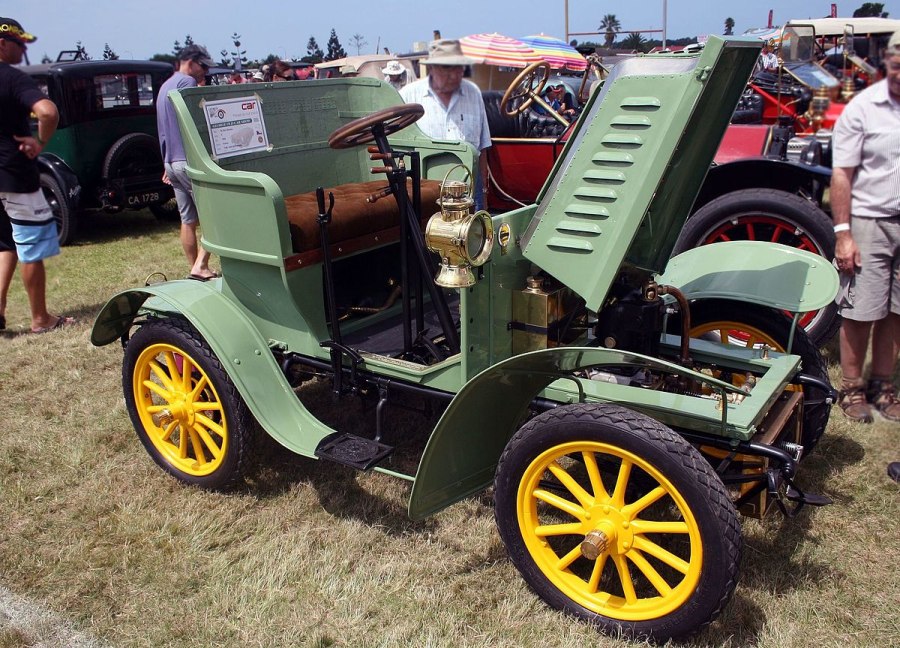Ford 420 1904