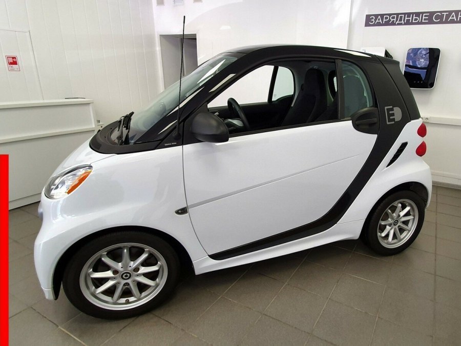 Smart Fortwo электромобиль