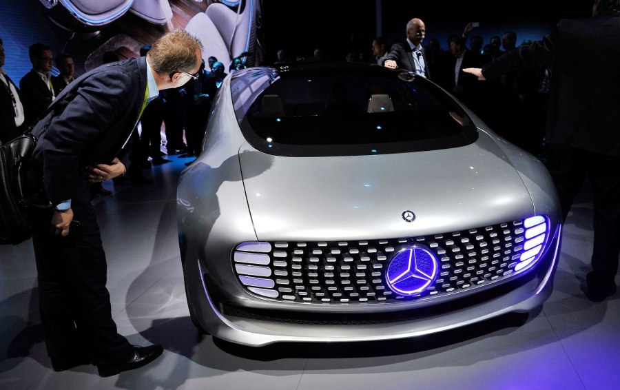 Mercedes-Benz f 015