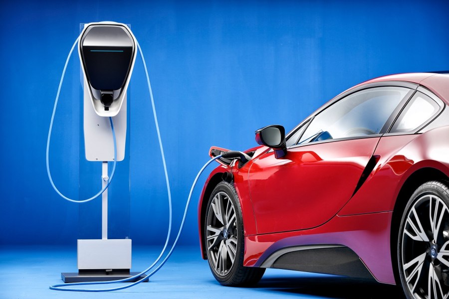 BMW 2030 i8