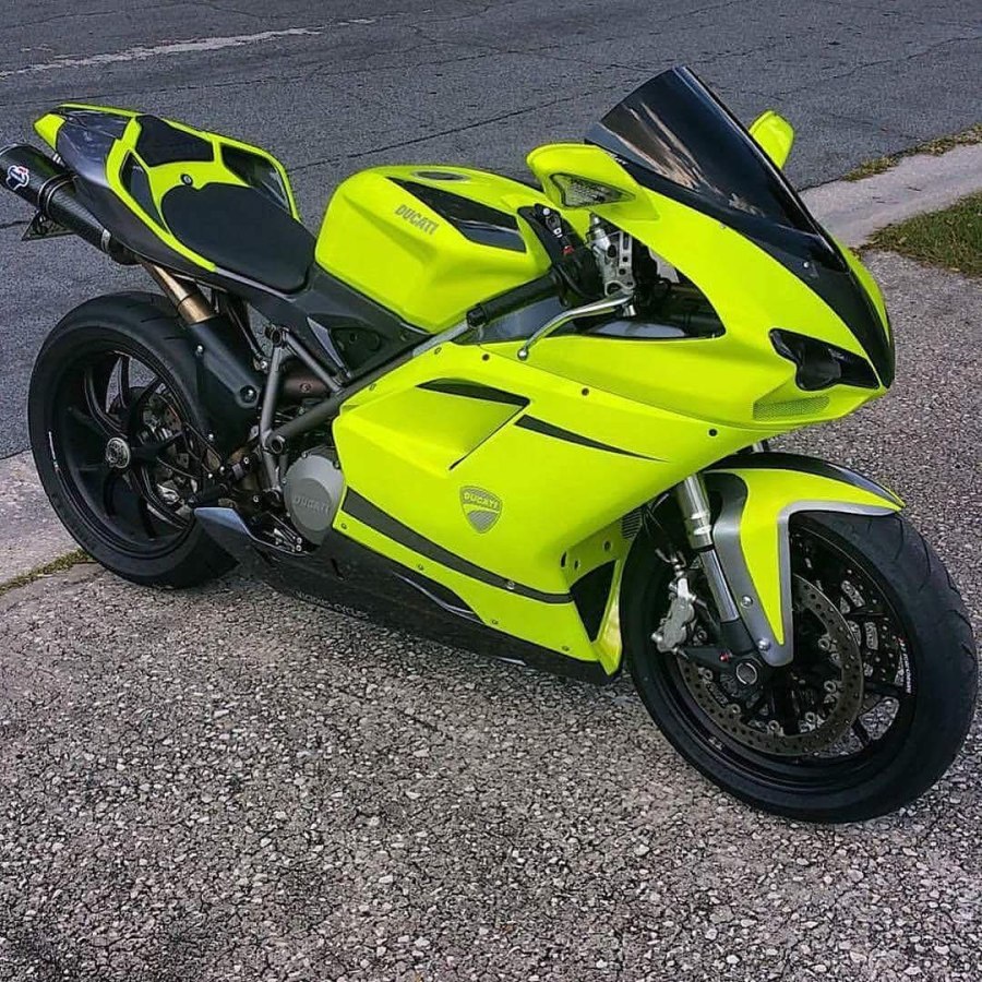 Ducati 848 Drive