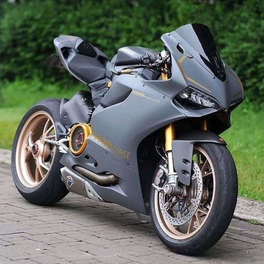 BMW мотоциклы Суперспорт