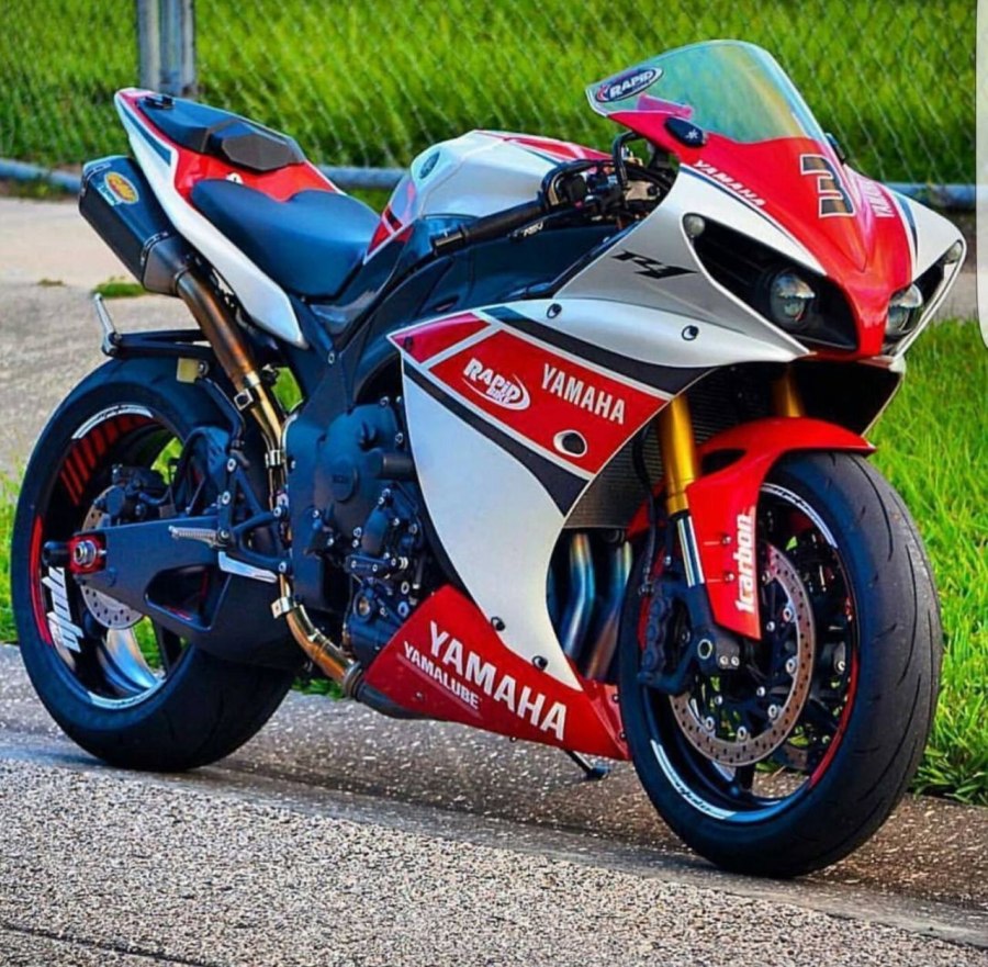 Мотоцикл Suzuki r1