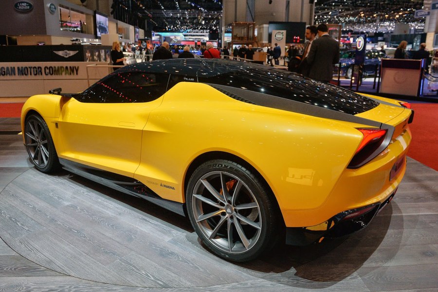 Magna Steyr dd295