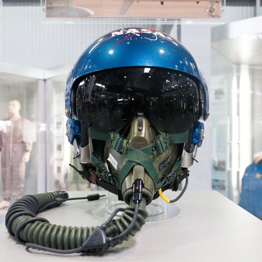 F-14 Pilot Helmet