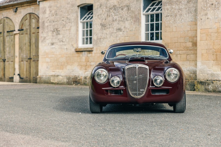 Lancia компания