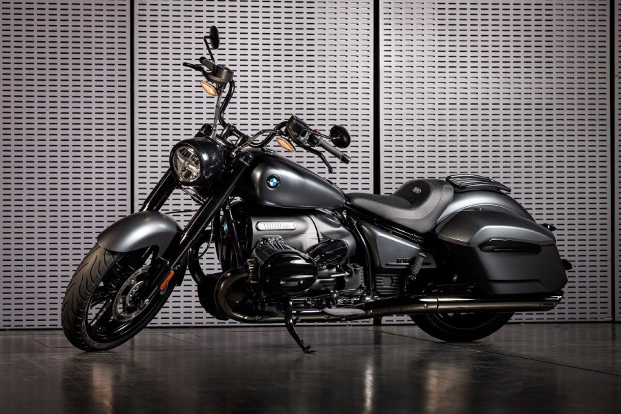 BMW r18 Roctane