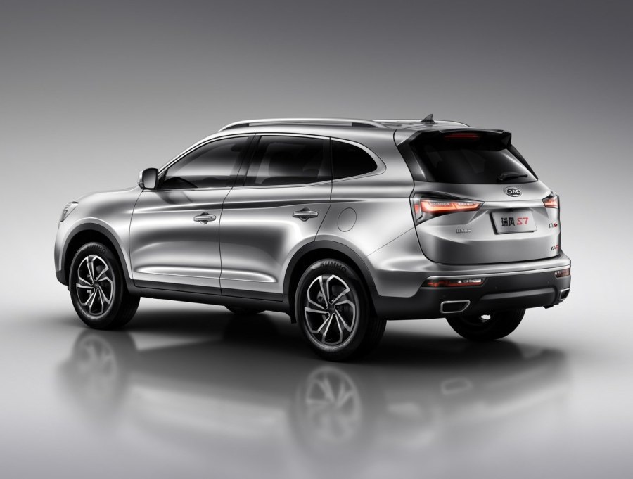 Кроссовер JAC s7