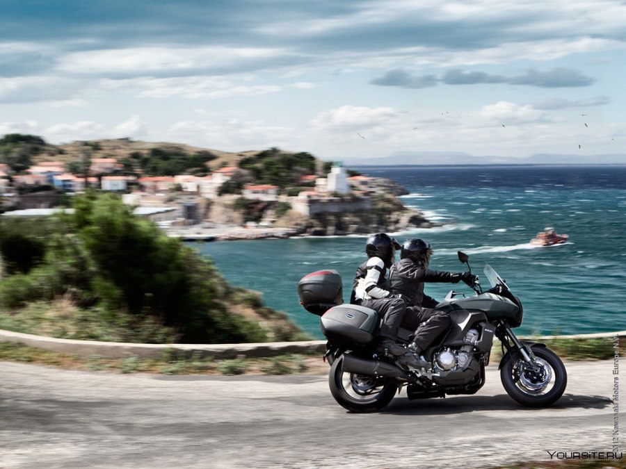 Kawasaki versus 1000 2012